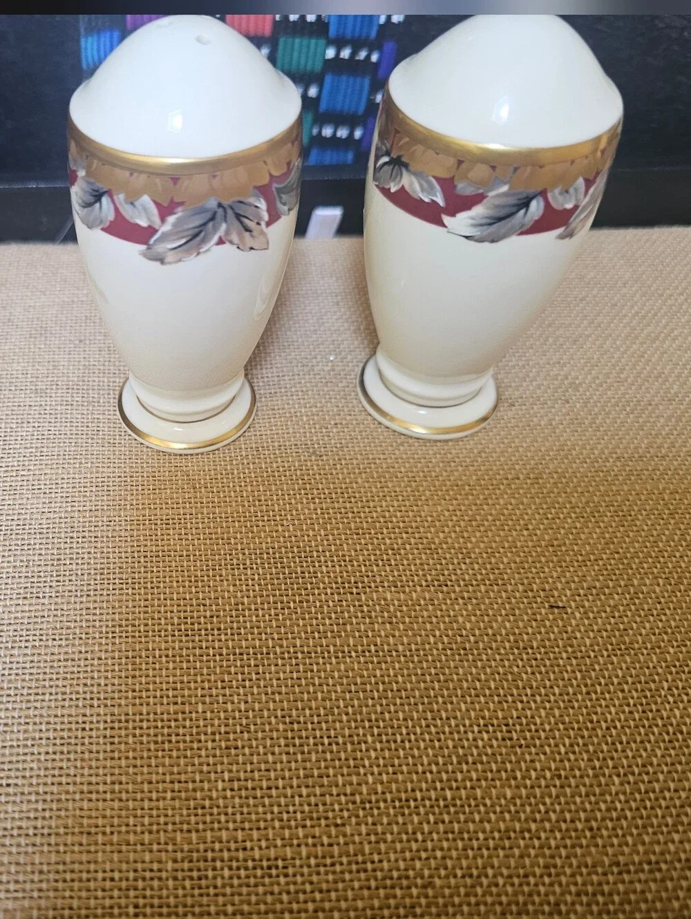 Pfaltzgraff Tapestry Fine China Salt & Pepper Shakers with 8.5